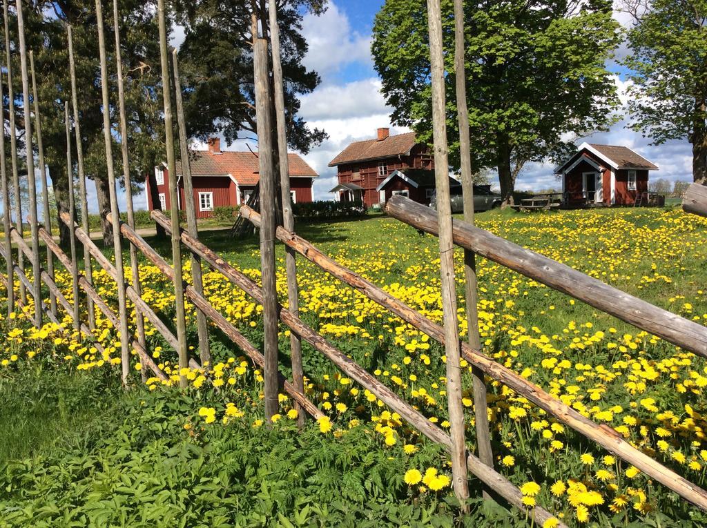 Villa Skyberga Torp Kumla Extérieur photo